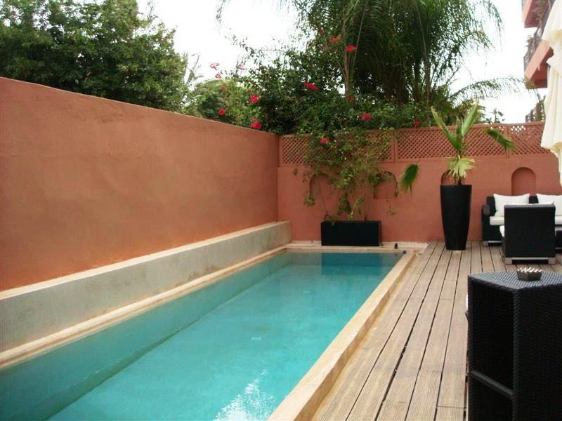 REZ DE JARDIN EXCEPTIONNEL - HIVERNAGE - 