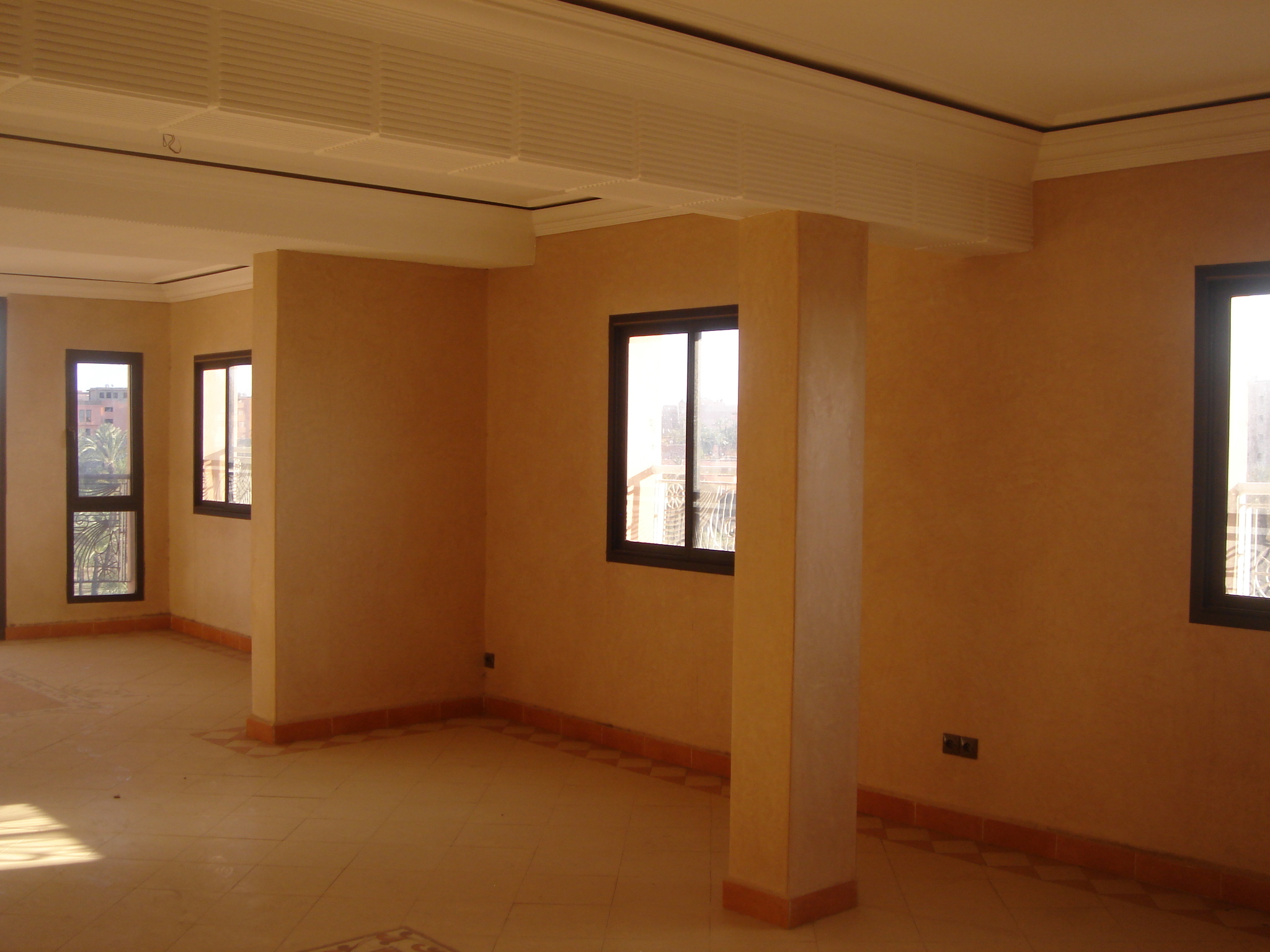LOCATION DE BUREAUX-SEMLALIA-MARRAKECH 
