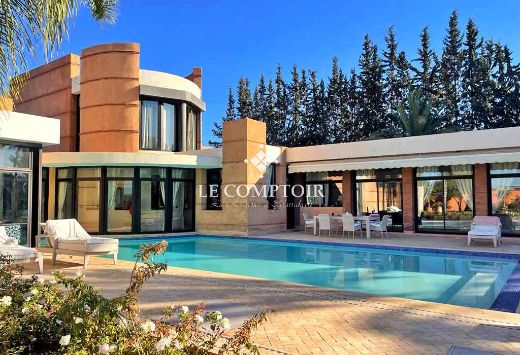 MAGNIFIQUE VILLA A VENDRE – ROUTE OURIKA – MARRAKECH