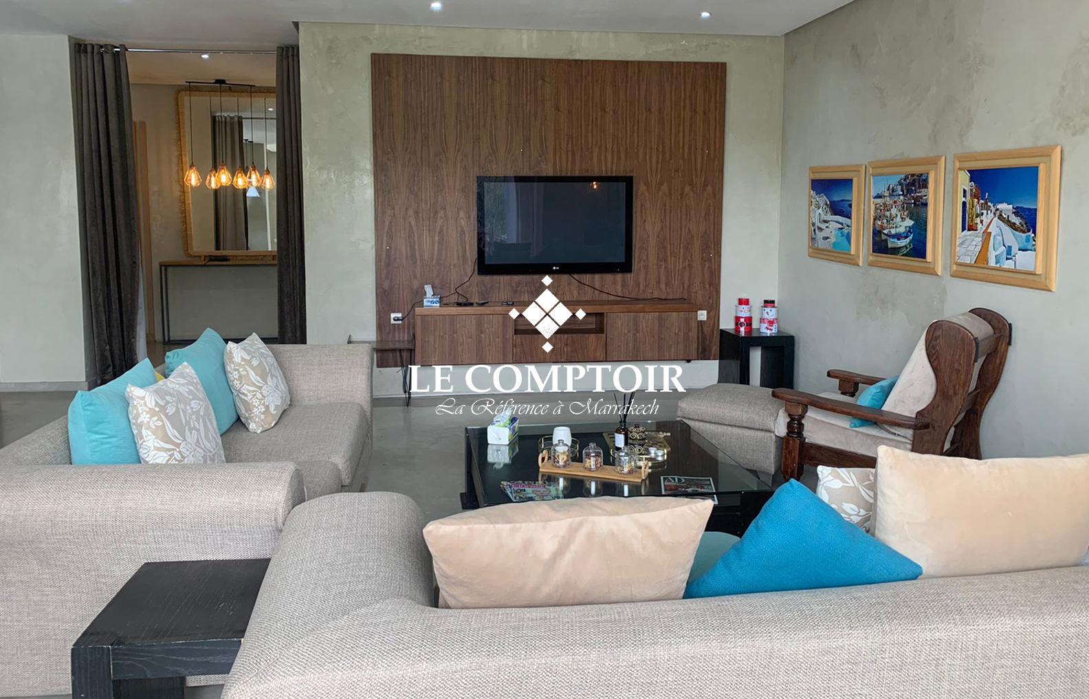  MODERNE VILLA  A LA LOCATION