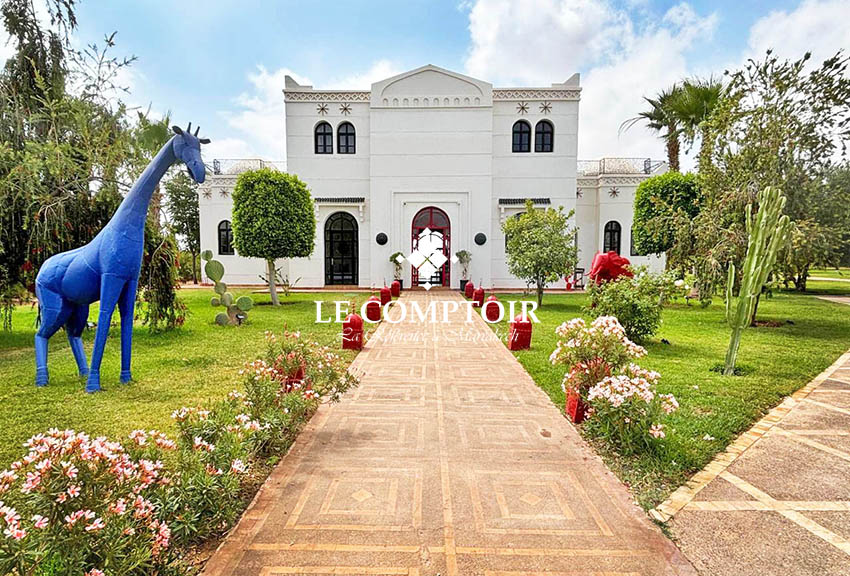 AL LA VENTE VILLA ROUTE D’AMIZMIZ AVEC  * VNA